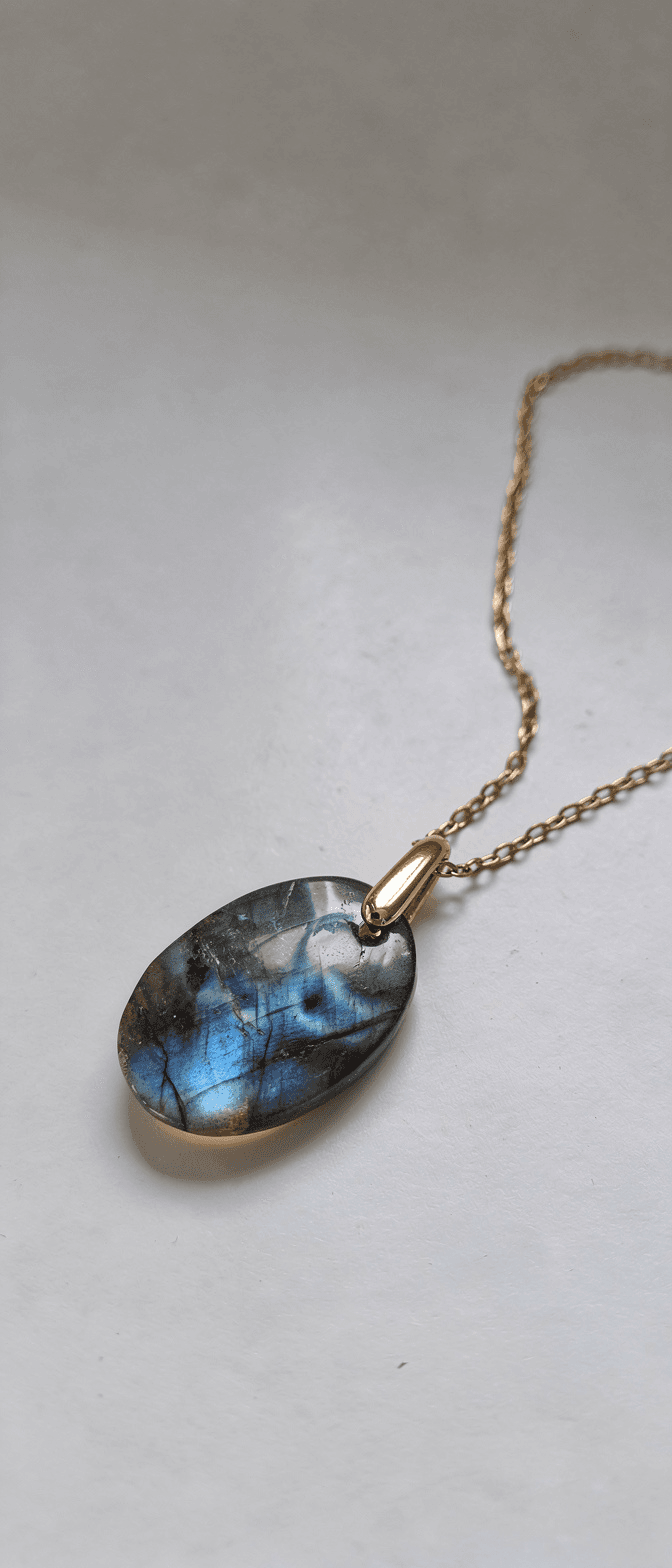 Labradorite issue du sourcing